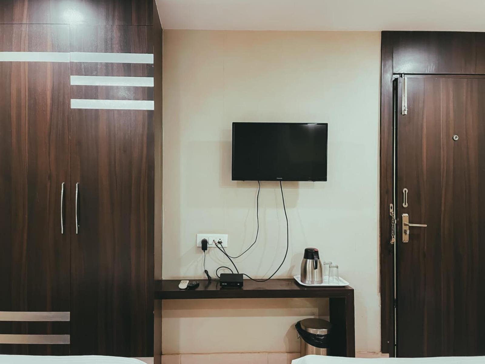 Hotel S L E Residency Varanasi Eksteriør billede